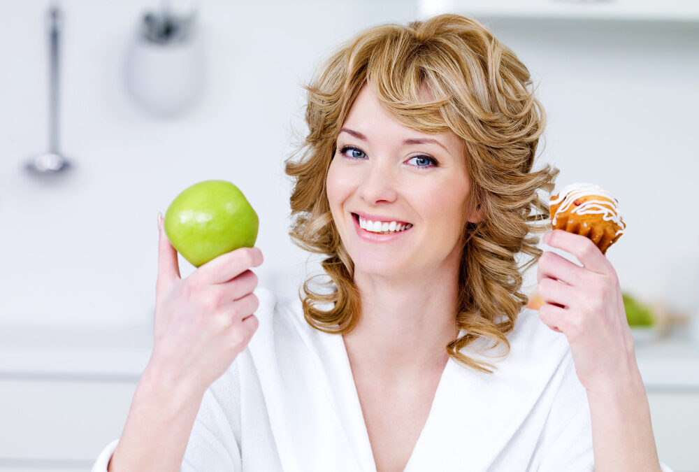 The Best Foods for Healthy Skin: Recommendations by a Dermatologist